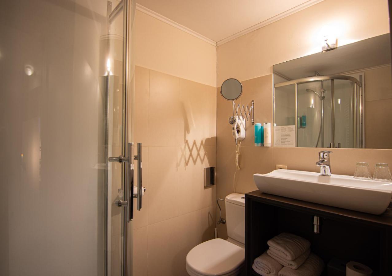 Hotel De Klok Zutendaal Kültér fotó